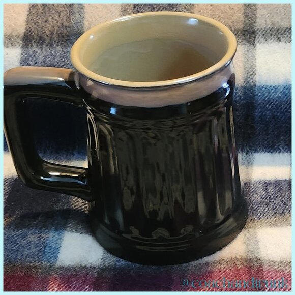 SCOTTISH STONEWARE RAISED CELTIC CROSS MUG BLACK TAN GLAZE IMPORT NWT - Picture 9 of 9